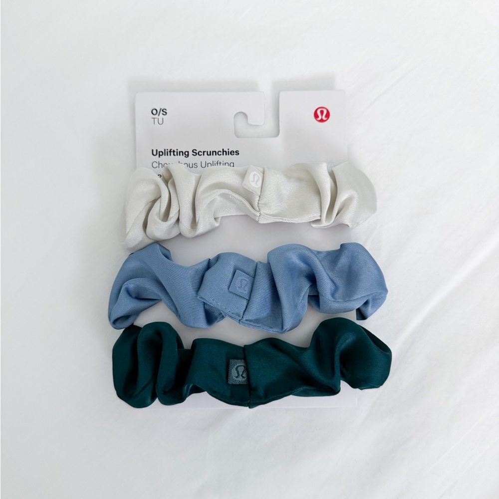 New Lululemon Uplifting Scrunchies Satin 3-pack OS